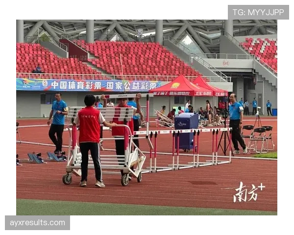 青少年规则:场地尺寸、比赛时长与换人判罚要点 青少年规则:场地尺寸、比赛时长与换人判罚要点